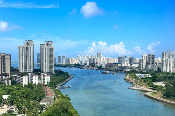 <康養旅居,2人起(qǐ)訂>海南三亞旅居10天/15天/20天/30天、五鑽基地+連住包三餐+免費接送機+24小時(shí)管家服務 康輝旅遊網<康養旅居,2人起(qǐ)訂>海南三亞旅居10天/15天/20天/30天、五鑽基地+連住包三餐+免費接送機+24小時(shí)管家服務