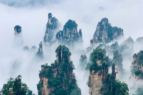 <國(guó)内遊 鄭州出發(fā)湖南長(cháng)沙雙高六日遊> 長(cháng)沙/韶山/張家界/袁家界/金鞭溪/張家界千古情/黃龍洞VIP 天門山/玻璃棧道(dào)/土司王府/芙蓉鎮/鳳凰古城(七重水幕燈光秀)/墨戎鼓鎮 天門時(shí)光 康輝旅遊網<國(guó)内遊 鄭州出發(fā)湖南長(cháng)沙雙高六日遊> 長(cháng)沙/韶山/張家界/袁家界/金鞭溪/張家界千古情/黃龍洞VIP 天門山/玻璃棧道(dào)/土司王府/芙蓉鎮/鳳凰古城(七重水幕燈光秀)/墨戎鼓鎮 天門時(shí)光