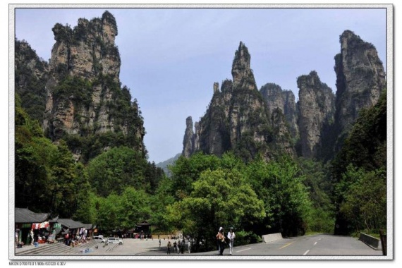 <經(jīng)典>廣州往返,湖南傳奇張家界+韶山+天門山玻璃棧道(dào)+金鞭溪雙高4天 康輝旅遊網<經(jīng)典>廣州往返,湖南傳奇張家界+韶山+天門山玻璃棧道(dào)+金鞭溪雙高4天