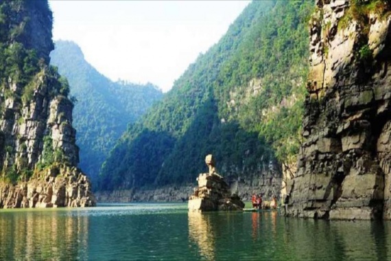 廣州往返廣西金秀聖堂山+聖堂湖+梧州騎樓城+富裡(lǐ)橋風光+陽朔大榕樹動車4天 康輝旅遊網廣州往返廣西金秀聖堂山+聖堂湖+梧州騎樓城+富裡(lǐ)橋風光+陽朔大榕樹動車4天